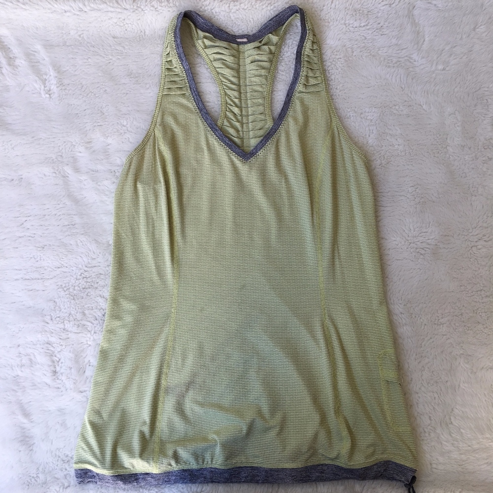 Lululemon V Neck Tank Top Size 6
